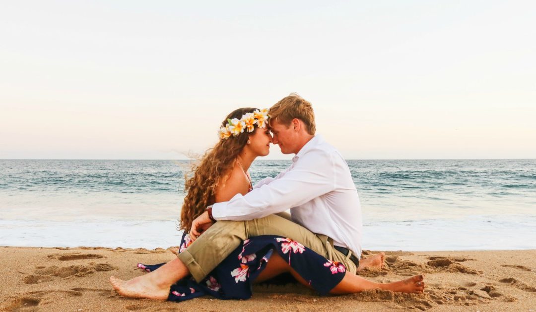 5 easy steps to Create a Free Save the Date
